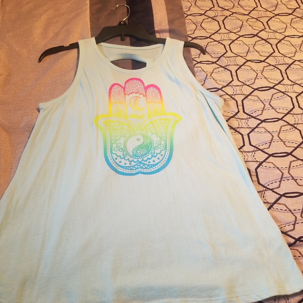 2 Womens tank tops.